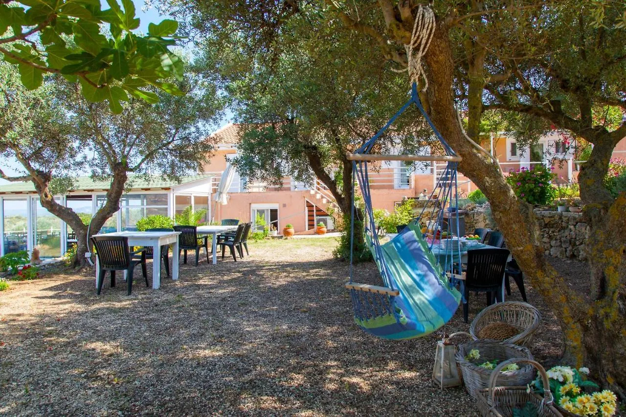 Forestata Village Kouvalata شقة